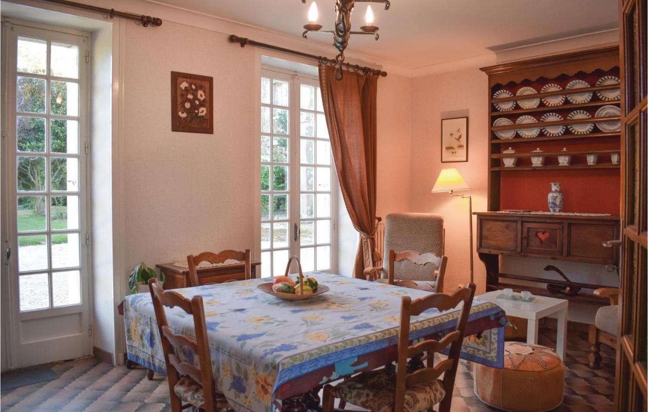 Cozy Home In Plancoet With Wifi Extérieur photo